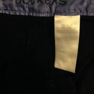 Women's dockets dress pants.