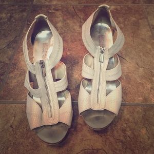Size 9 Michael Kors heels