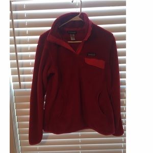 Red Patagonia pull over jacket