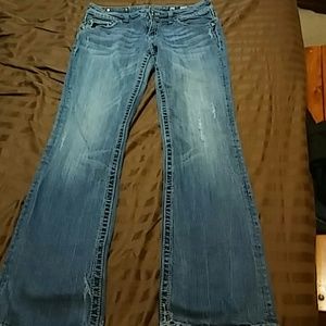 Reposh miss me jeans not easy fit!