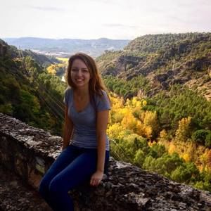 Meet your Posher, Emily