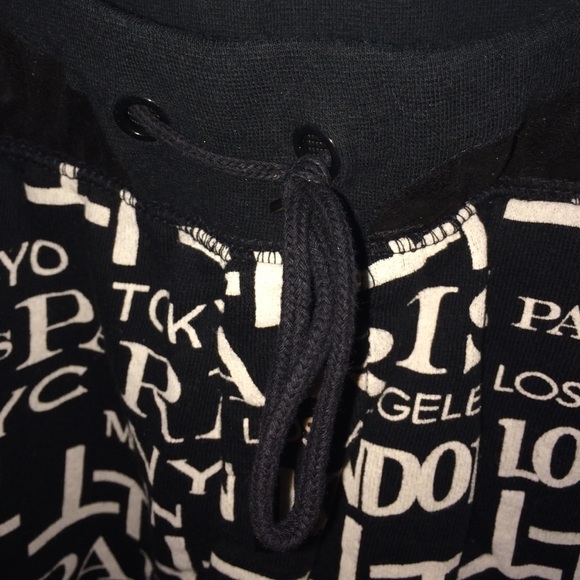 Joggers - Picture 3 of 3