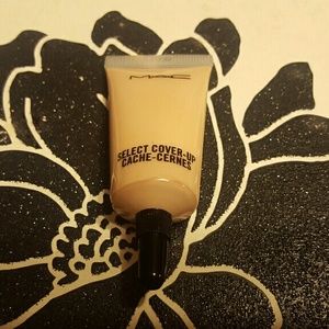 MAC Select Cover Up Concealer