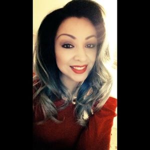 Meet your Posher, Casey