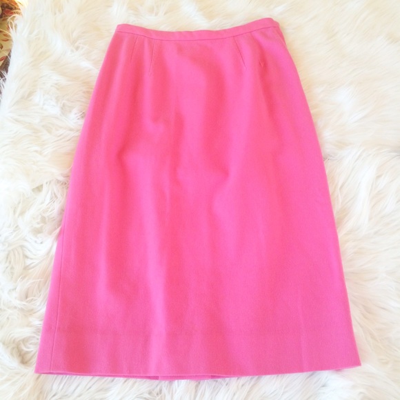 Dresses & Skirts - 💚💚 VINTAGE BUBBLEGUM PINK SKIRT