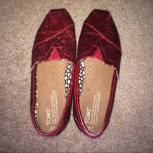 Red Glitter Toms