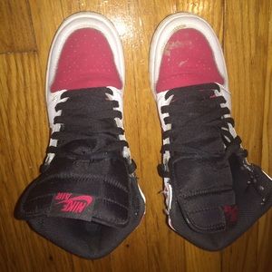 Carmine 1's