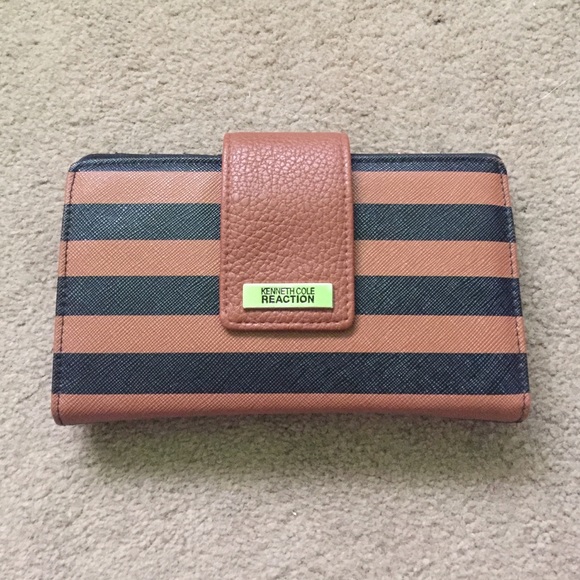 Kenneth Cole Reaction Wallet