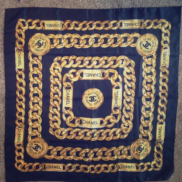 CHANEL Accessories - CHANEL Vintage Rue 31 Cambon scarf