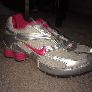 Women's Nike Shox