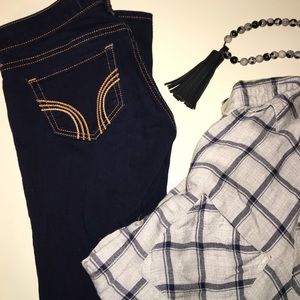 Dark wash jeggings / skinny jeans