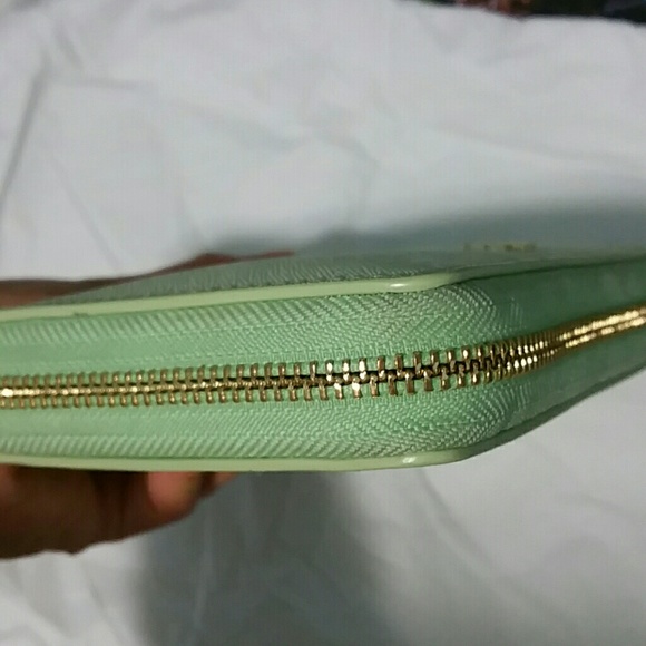 Tory Burch york zip mint julep wallet smartphone - Picture 4 of 4