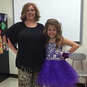 Meet your Posher, Crystal