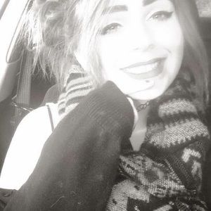 Meet your Posher, Mandi