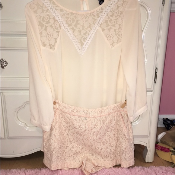 Lace short and shirt
