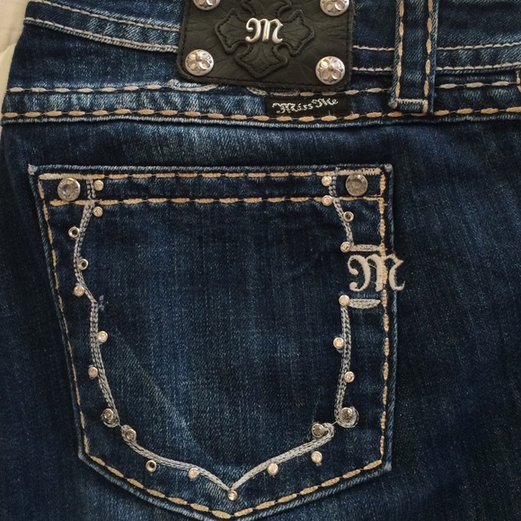 Miss Me Jeans - Sz 32 - Boot Cut w/ Pocket Detail