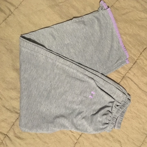 Under armour capris - Picture 1 of 2