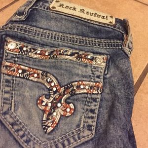 ROCK & REVIVAL JEANS 💋🙈