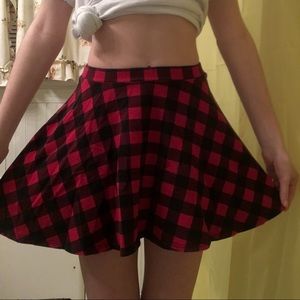 red & black plaid skirt
