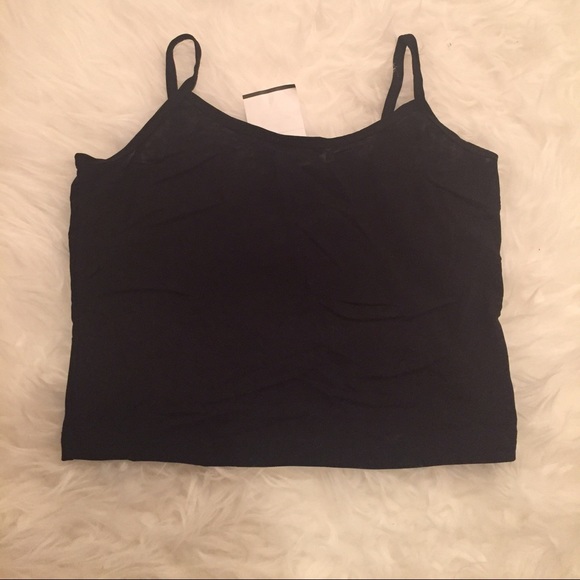 Brandy Melville cropped top