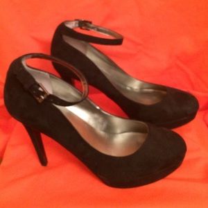 4.5" Black Suede Heels