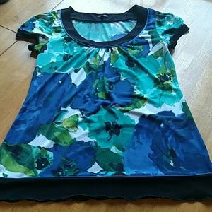 Maurices Medium top