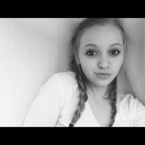 Meet your Posher, Mackenzie