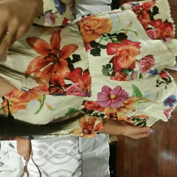 Floral romper - Picture 4 of 4