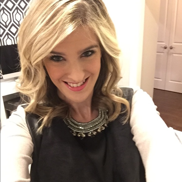 Meet your Posher, Shannon - Picture 3 of 4