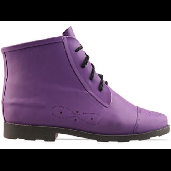 Jeffrey Campbell rainy day boots purple size 8
