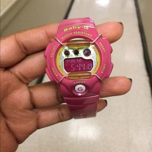Pre-owned hot pink watch