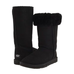 Classic Tall Black Uggs