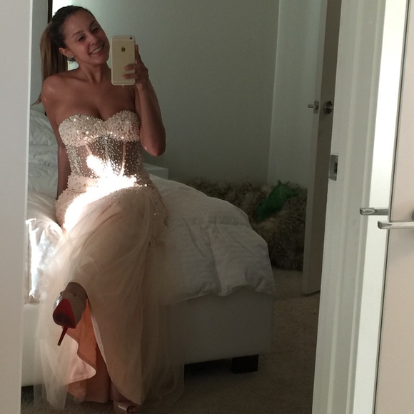 BEBE Coral Mermaid Gown Pearl Beads Silver Sequins - Picture 4 of 4