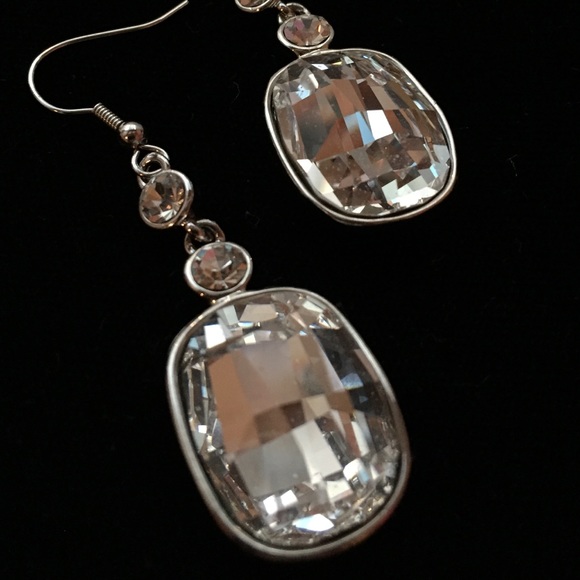 CZ Crystal in Rhodium Setting Drop Earring - Picture 2 of 2