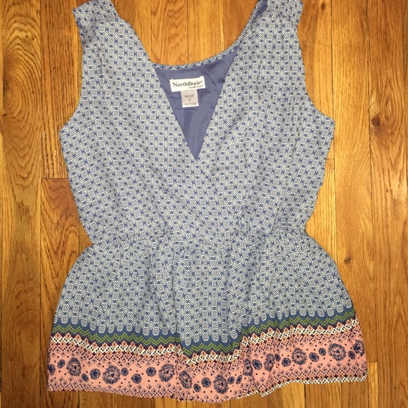 North Style Tops - Cute Summer Top