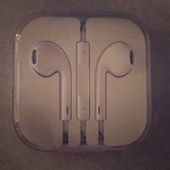 Apple headphones.