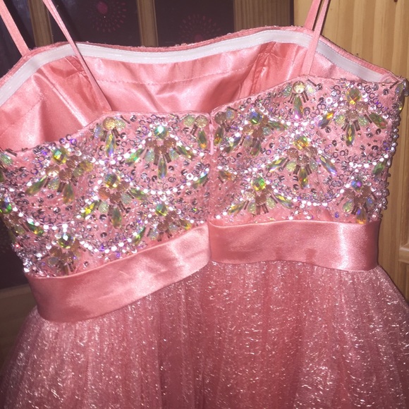 SEMI OR PROM DRESS CHEAPPP - Picture 2 of 4