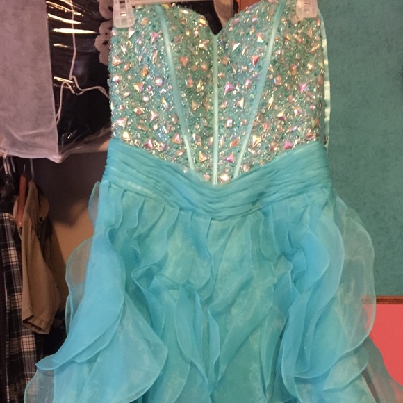 Dresses & Skirts - Homecoming/Prom evening dress