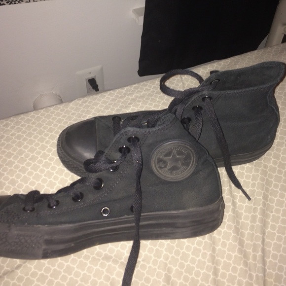 All black converse