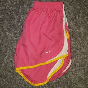 Running shorts NIKE