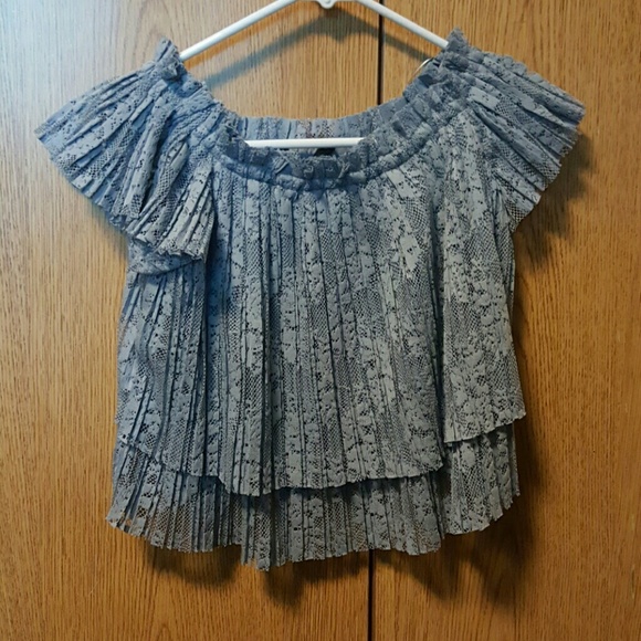 !! RESERVED !! ZARA Baby Blue Lace Crop Top