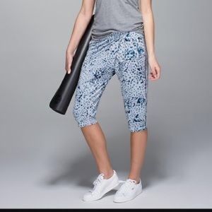 NWT Lululemon Retreat Yoga Pants