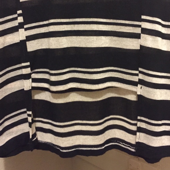 Black and White Striped Tee - Picture 2 of 3