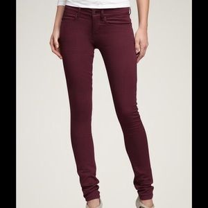 American Eagle Burgundy Jegging