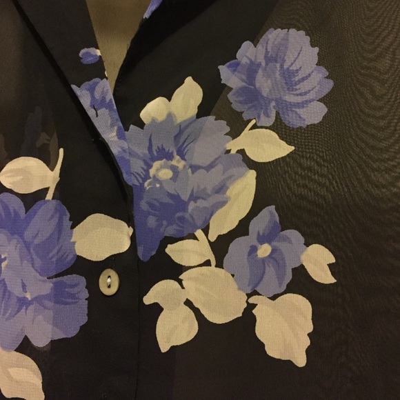 Sheer, Black Floral Top - Picture 2 of 3