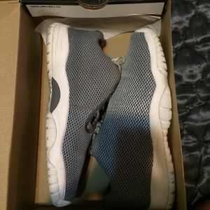 Worn grey Air jordan future low bg