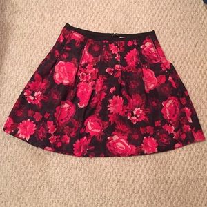 GAP skirt with pockets 😊