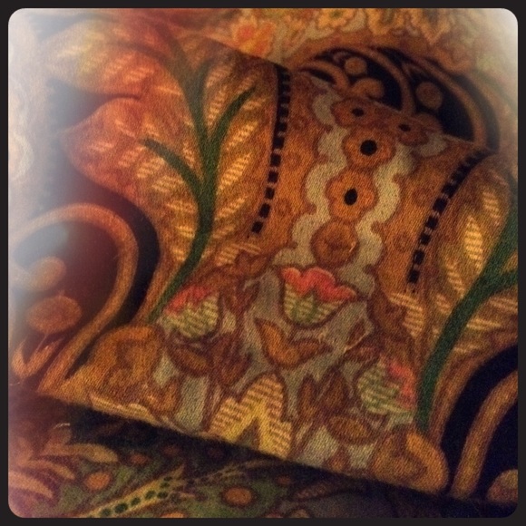 A beautiful blanket for ur bed ♥️ - Picture 1 of 1