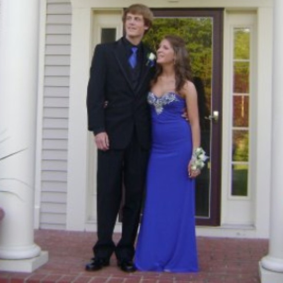 Prom dress - Picture 3 of 3