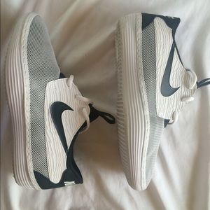 Nike Moccasins Size 9